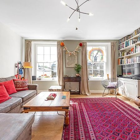 Апартаменти Veeve - Cosy In The Heart Of Angel Лондон Екстер'єр фото
